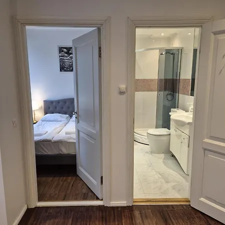 Apartman The Double For 8 Person In The Center Tallinn